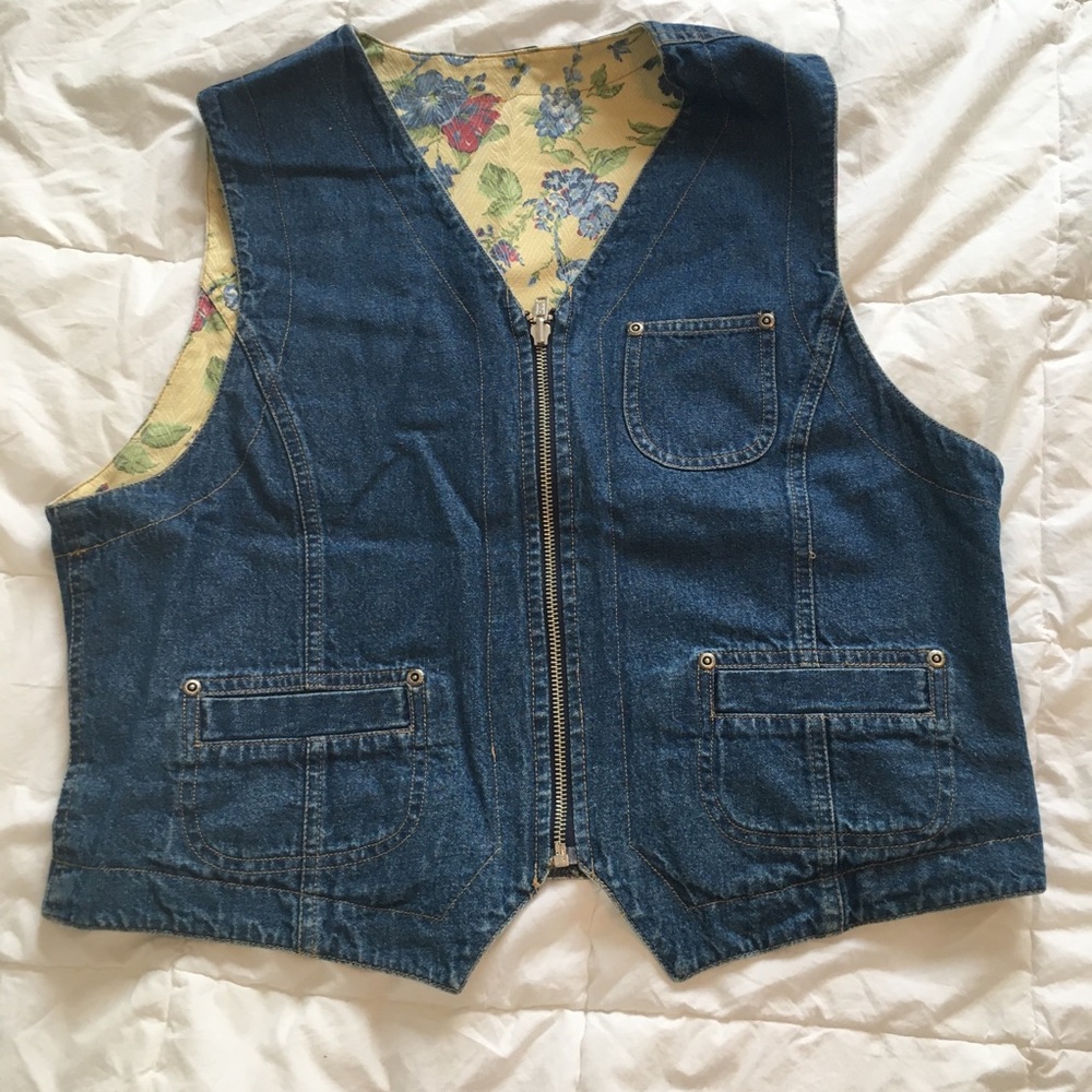 Liz Wear reversible vest denim floral no size made in Indonesia pocket 2/50